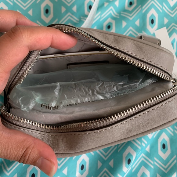 Michael Kors belt bag - Picture 4 of 5